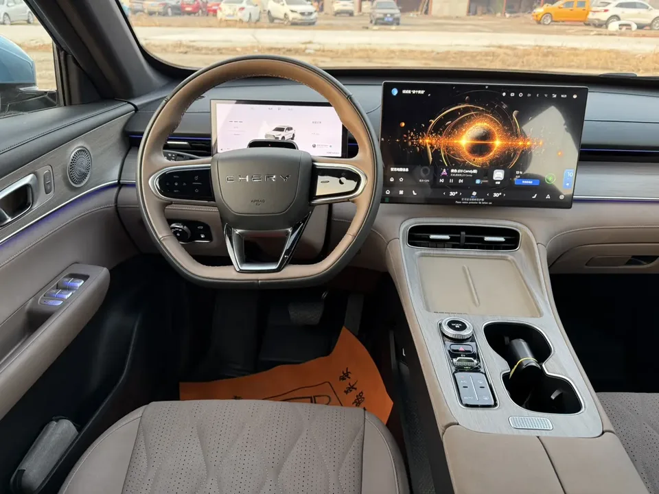 Chery Tiggo 8 PLUS C-DM Tiggo 8 PLUS C-DM 2025 1.5T Premium Edition 2025 — миниатюра 5