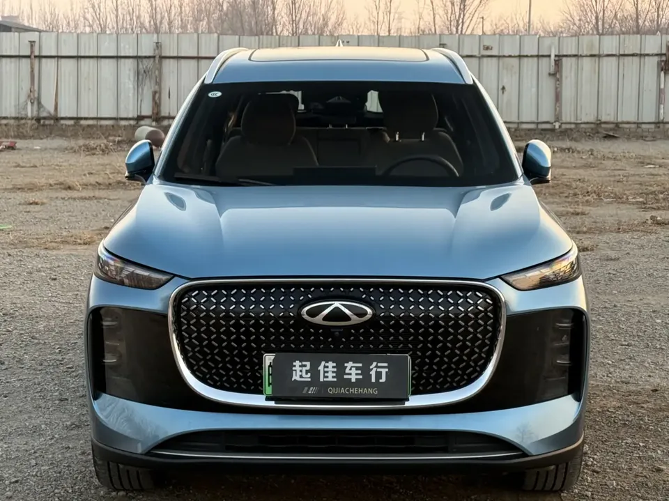 Chery Tiggo 8 PLUS C-DM 2025