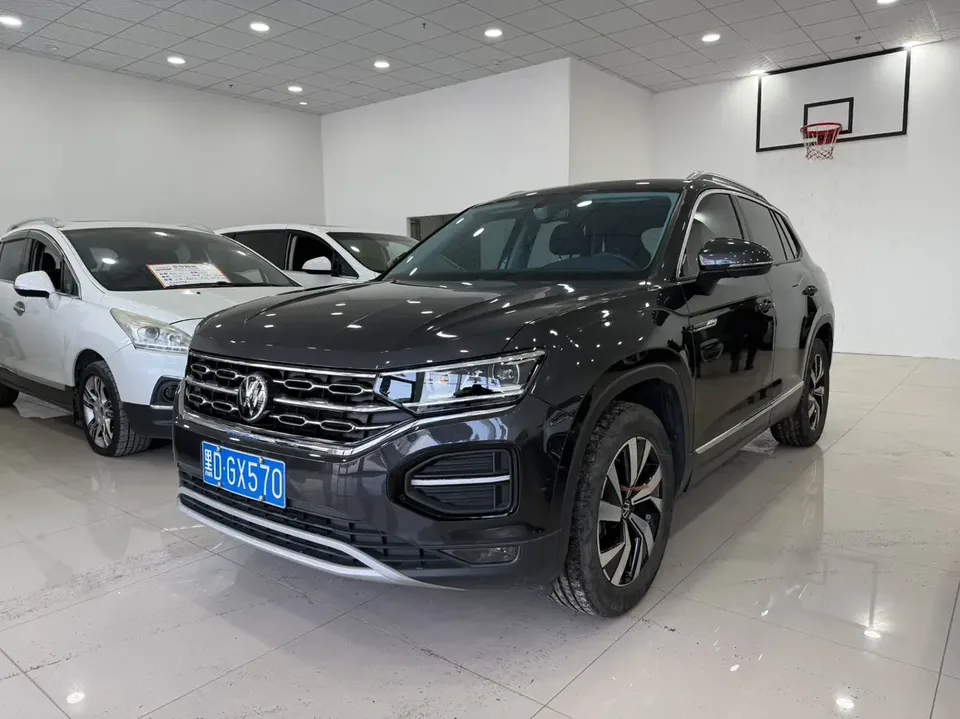 Volkswagen Tayron Tanyue 2022 280TSI 2WD Luxury Smart Edition 2022 — фото 1, купить с доставкой в Москву