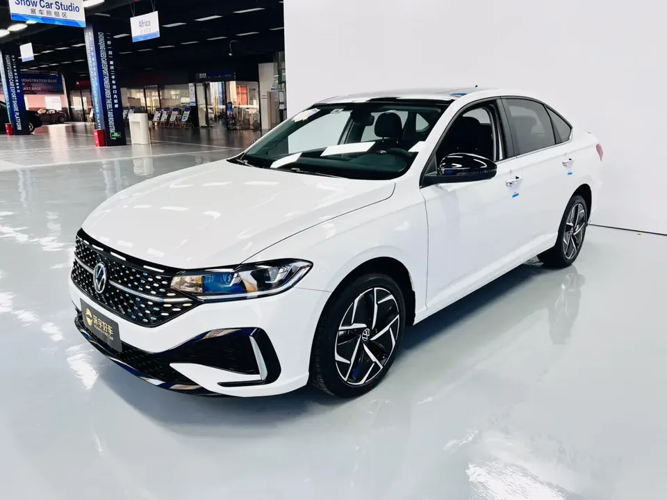 Volkswagen Lavida Lavida 2023 280TSI DSG Starry Sky Edition 2023 — фото 1, купить с доставкой в Москву