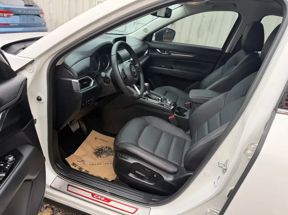 Mazda CX-5 2.0L automatic two-wheel drive Black Knight 2022 — миниатюра 3