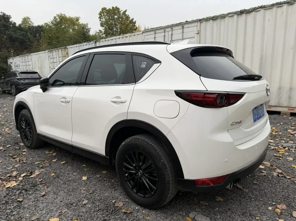 Mazda CX-5 2.0L automatic two-wheel drive Black Knight 2022 — миниатюра 4
