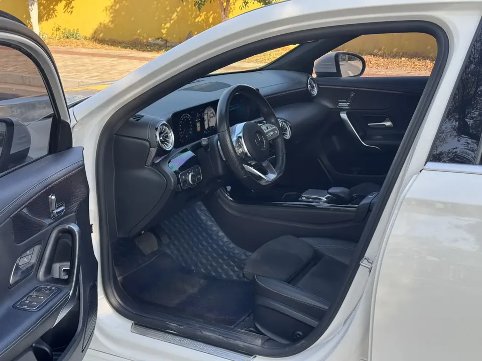 Mercedes-Benz Mercedes Benz A Class Mercedes-Benz A-Class 2023 A 200 L Sports Sedan Fashion Edition 2023 — миниатюра 4
