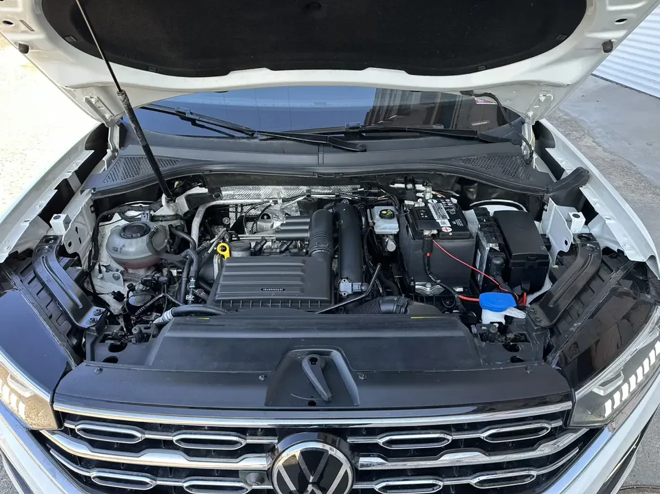 Volkswagen Tayron Tanyue 2022 280TSI 2WD Luxury Smart Edition 2022 — миниатюра 4