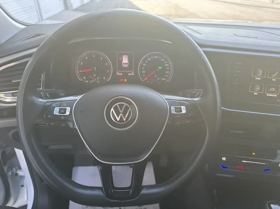 Volkswagen Tayron Tanyue 2022 280TSI 2WD Luxury Smart Edition 2022 — миниатюра 5