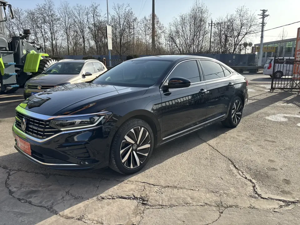 Volkswagen Passat 2022