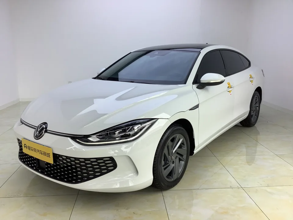 Volkswagen Lamando 2024 Lingdu Lingdu L 280TSI DSG Hot Edition 2024 — фото 1, купить с доставкой в Москву