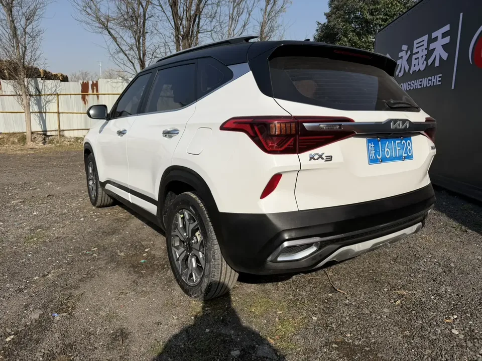 Kia Run proudly AOPAO 1.5L CVT Trend Edition 2022 — миниатюра 4
