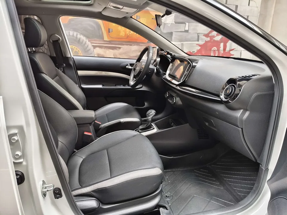 Kia KX1 Yipao 2021 Modified 1.4L CVT Sunroof Model 2024 — thumbnail 4