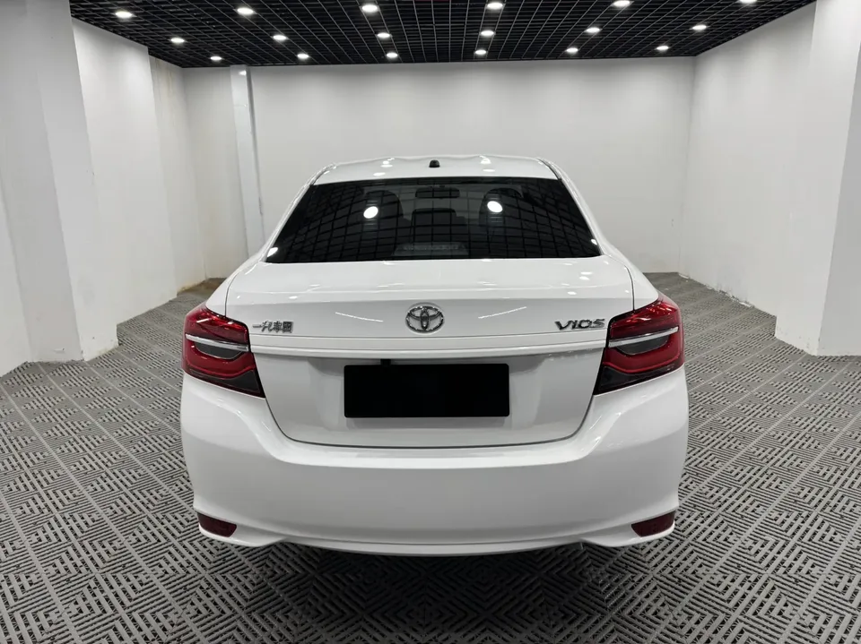 Toyota Vios 1.5L CVT 20th Anniversary Edition 2022 — миниатюра 5