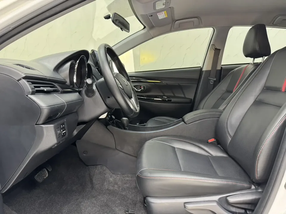 Toyota Yaris L Yaris L 2022 YARiS L Zhixuan 2022 Zhixuan X 1.5L CVT luxury PLUS version 2022 — thumbnail 4