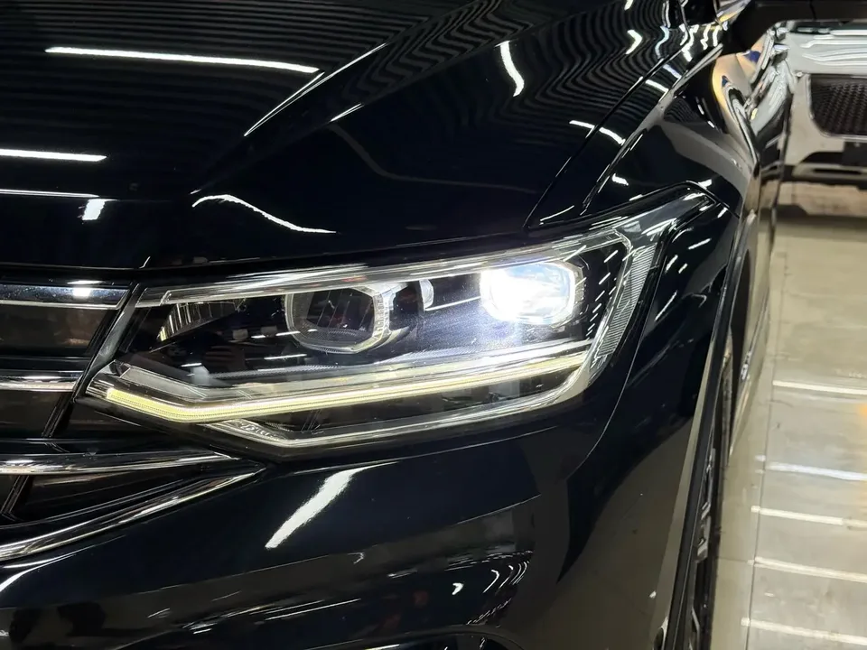 Volkswagen Tiguan L Tiguan L 2023 330TSI 2WD R-Line Enjoy Edition 2023 — миниатюра 2
