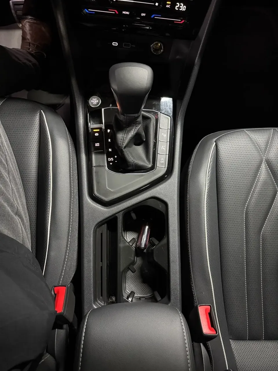 Volkswagen Tiguan L Tiguan L 2023 330TSI 2WD R-Line Enjoy Edition 2023 — миниатюра 5