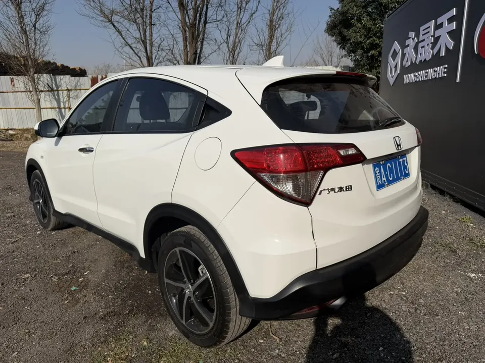 Honda VEZEL 2022 VIZI 1.5L CVT Phantom Night Pioneer Edition 2022 — миниатюра 4