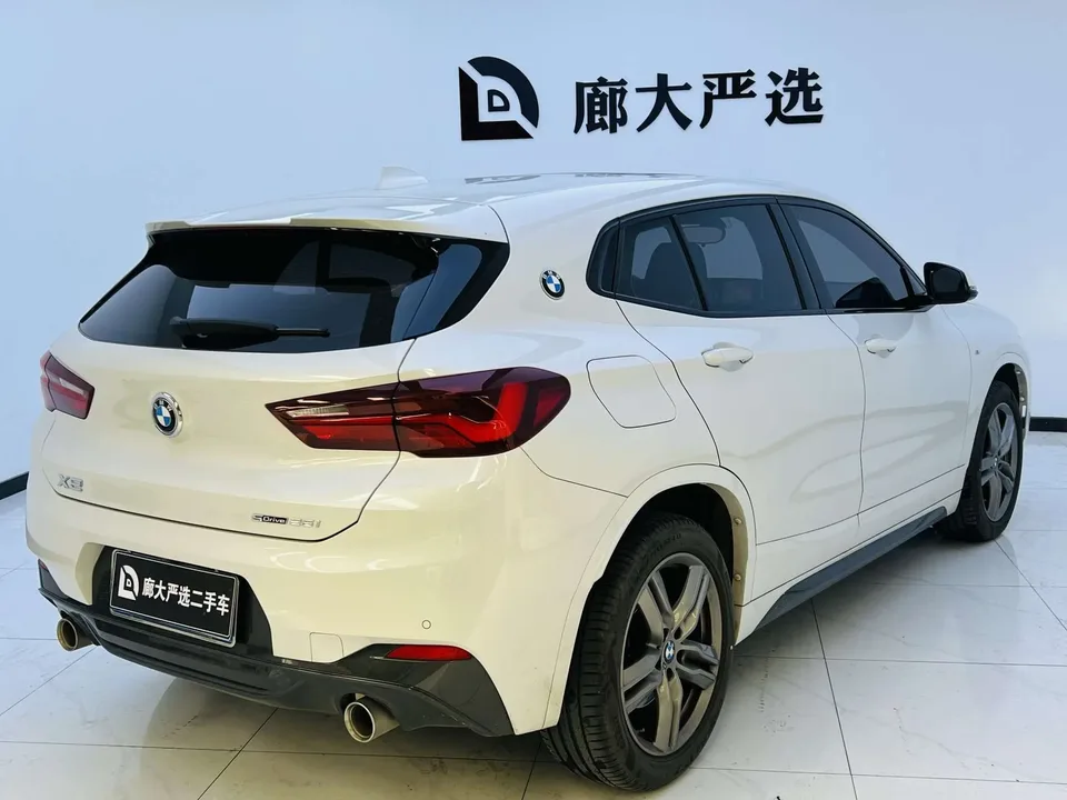 BMW X2 sDrive25i M Sport Package 2023 — миниатюра 2