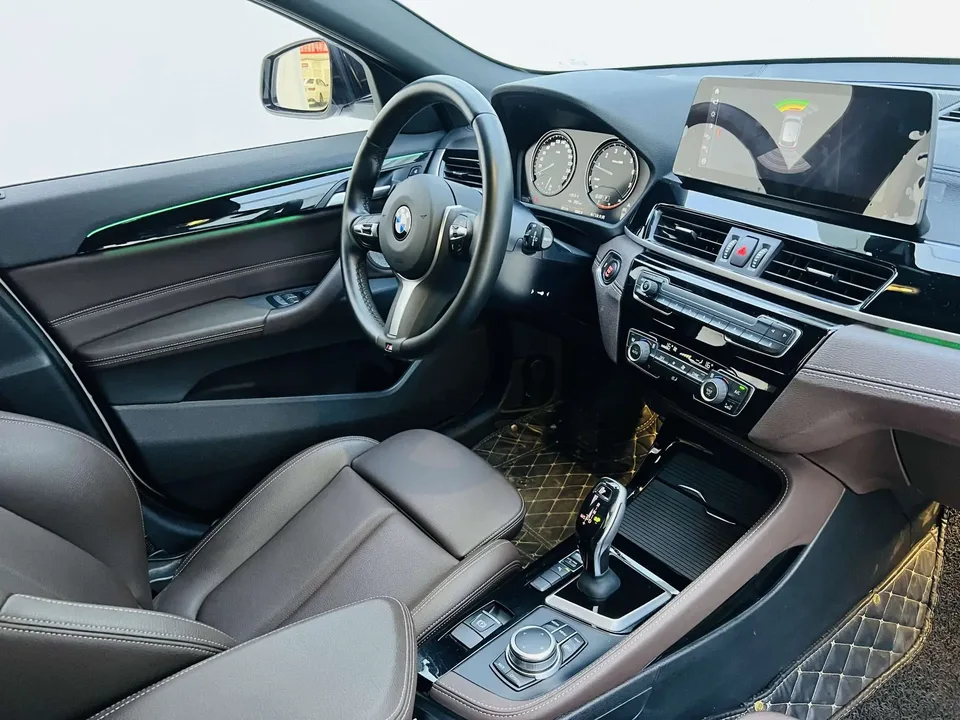 BMW X2 sDrive25i M Sport Package 2023 — миниатюра 3