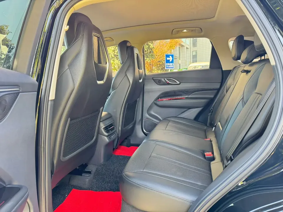 Hongqi HS3 PHEV 115km Jinwei Edition 2025 — миниатюра 5