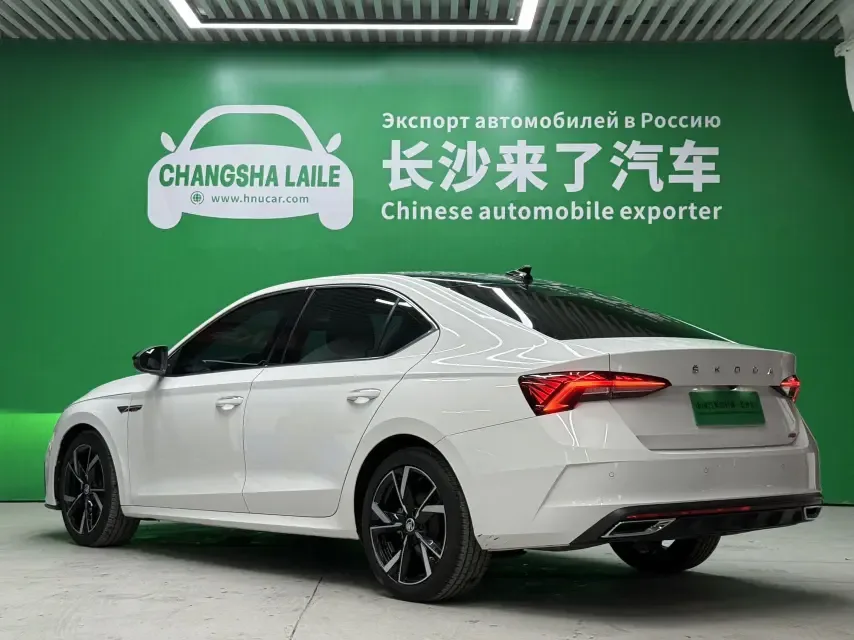 Skoda Octavia Octavia 2022 PRO TSI280 DSG luxury version 2022 — thumbnail 4