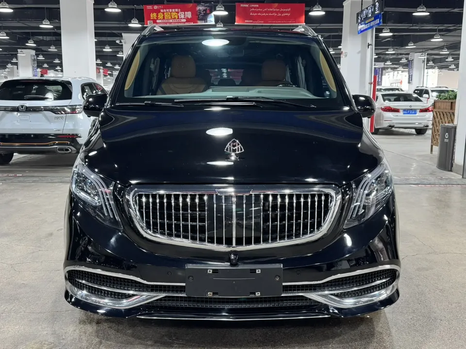 Mercedes-Benz Vito Vito 2023 2.0T Business Edition 7 Seaters 2023 — thumbnail 2