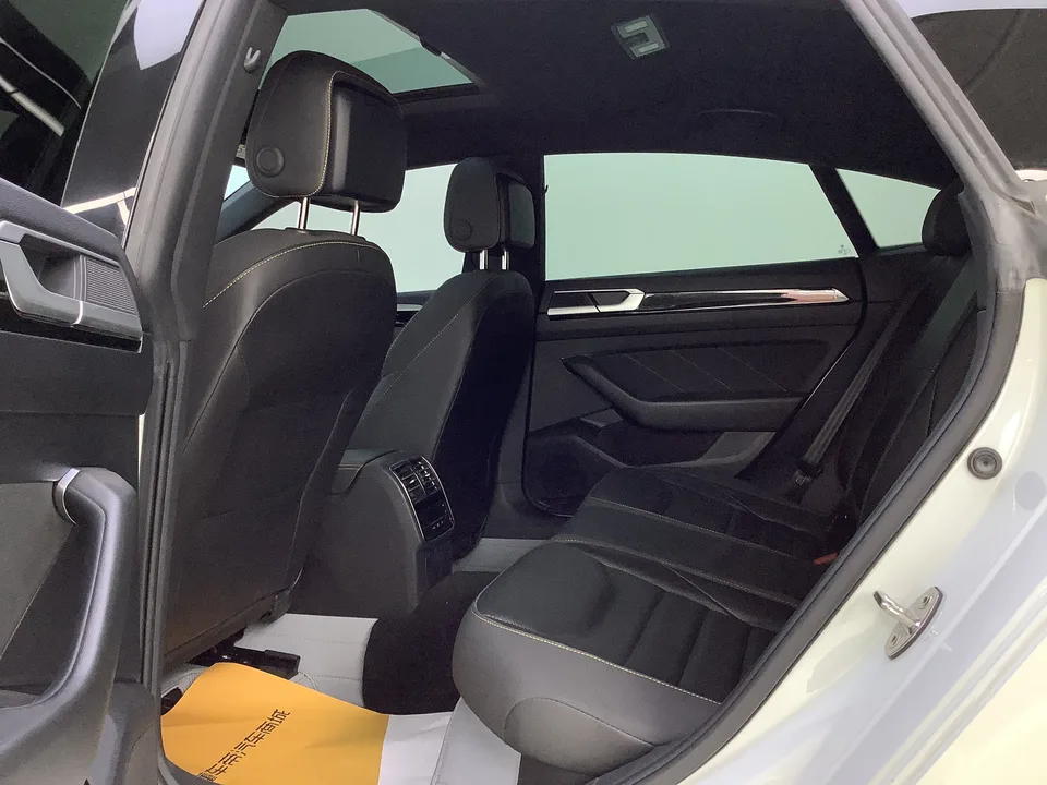 Volkswagen Arteon Volkswagen CC 2021 380TSI Eye-catching Edition 2023 — thumbnail 5