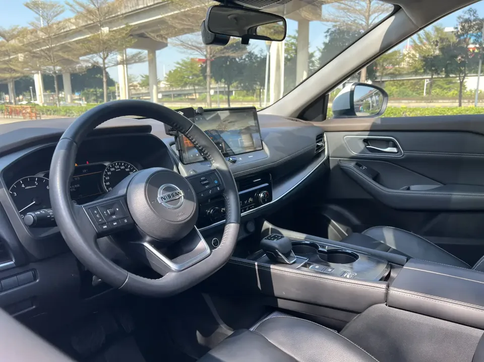 Nissan X-Trail VC-Turbo 300 CVT 2WD Deluxe Edition 2022 — миниатюра 3