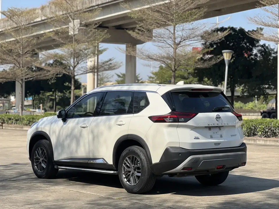 Nissan X-Trail VC-Turbo 300 CVT 2WD Deluxe Edition 2022 — миниатюра 4