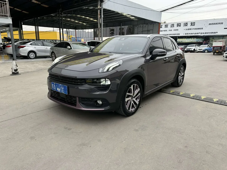 Lynk & Co 02 2022
