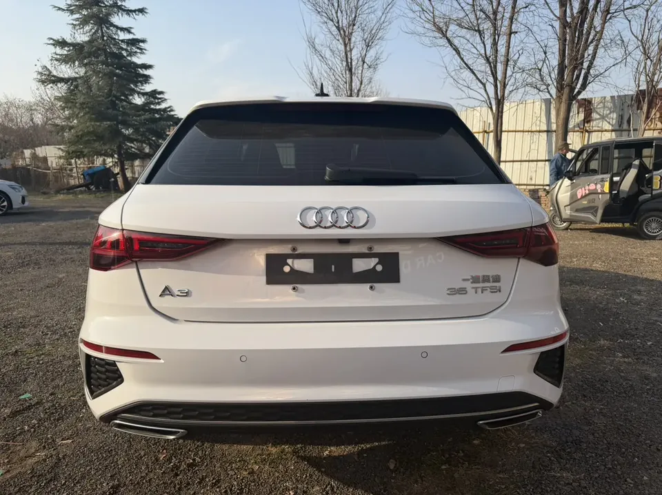 Audi A3 A3 2022 Sportback 35 TFSI stylish and sporty 2022 — thumbnail 2