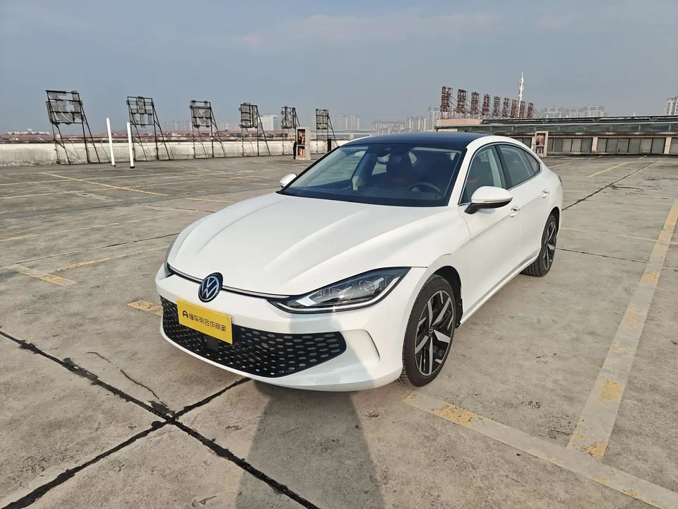 Volkswagen Lamando 2024 Lingdu Lingdu L 280TSI DSG Cool Edition 2024 — фото 1, купить с доставкой в Москву