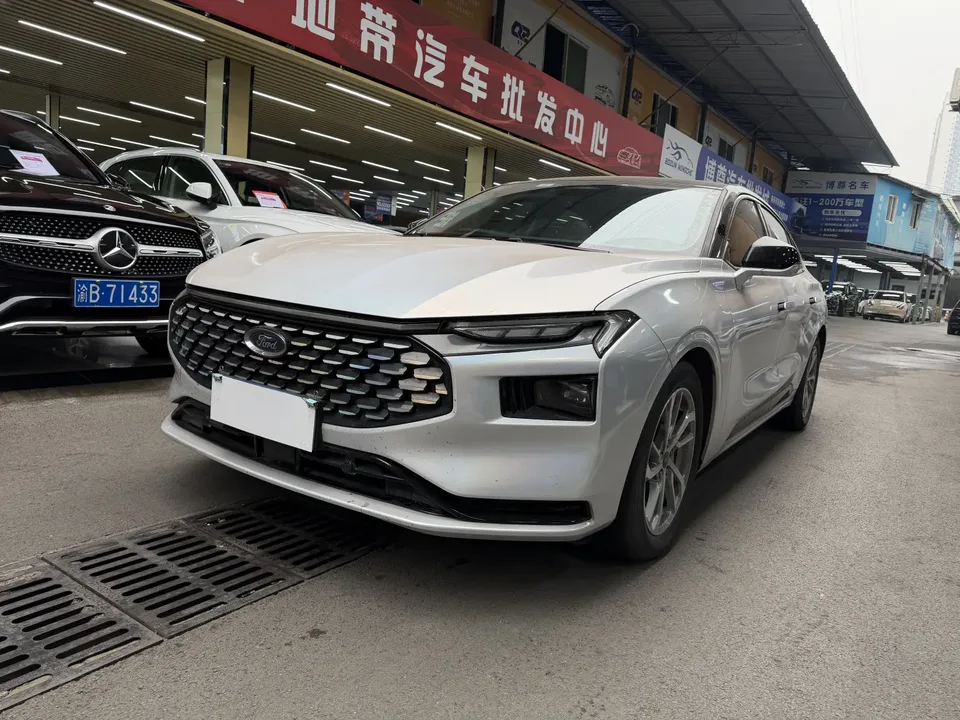 Ford Mondeo 2022
