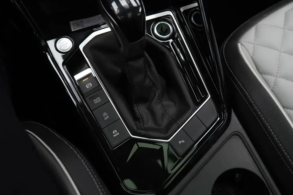 Volkswagen Tayron Tanyue 2023 280TSI 2WD Luxury Plus Advanced Edition 2022 — миниатюра 4
