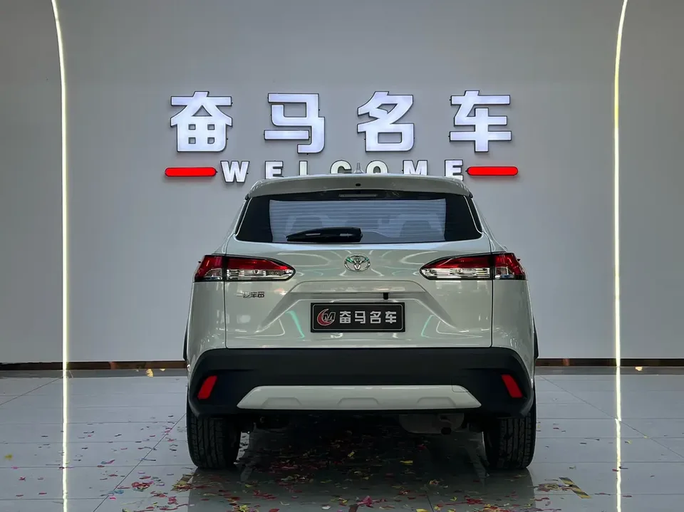 Toyota CorollaCross 2.0L CVT Pioneer Edition 2025 — миниатюра 5