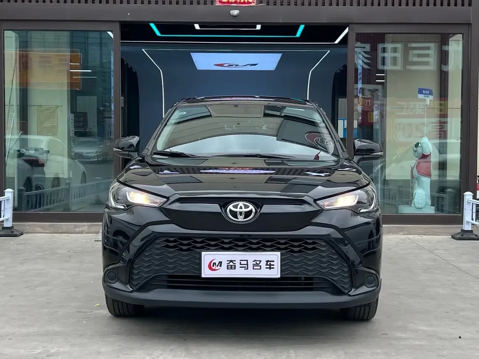 Toyota Frontlander 2023