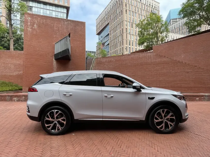 BYD Tang DM Intelligent Driving Edition DM-i 115KM Flagship Model 2025 — миниатюра 2