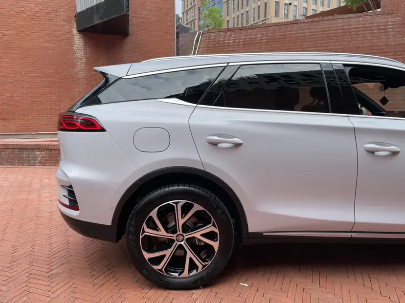BYD Tang DM Intelligent Driving Edition DM-i 115KM Flagship Model 2025 — миниатюра 3