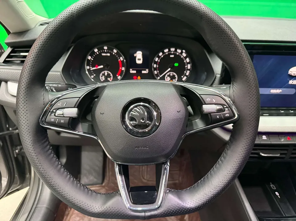 Skoda Octavia Octavia 2022 PRO TSI280 DSG Premium Edition 2022 — thumbnail 4