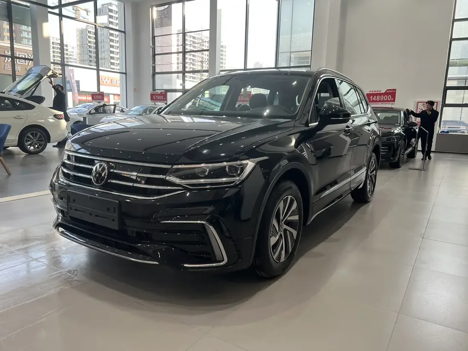 Volkswagen Tiguan L PHEV 2025