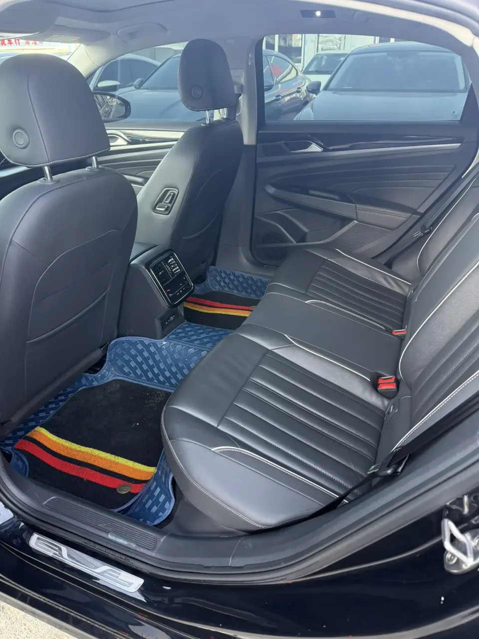 Volkswagen Passat facelift 330TSI Elite Edition 2023 — миниатюра 5
