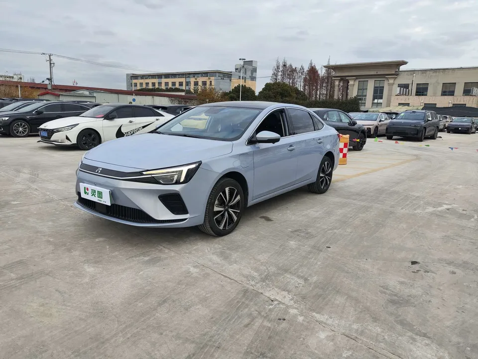 Rising Auto Feifan ER6 2022