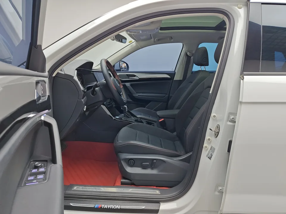Volkswagen Tayron 330TSI 2WD 3rd Anniversary Limited Edition 2022 — миниатюра 5