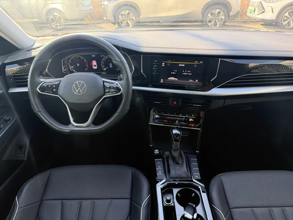 Volkswagen Passat Passat 2024 380TSI Star Elite Edition 2024 — миниатюра 5