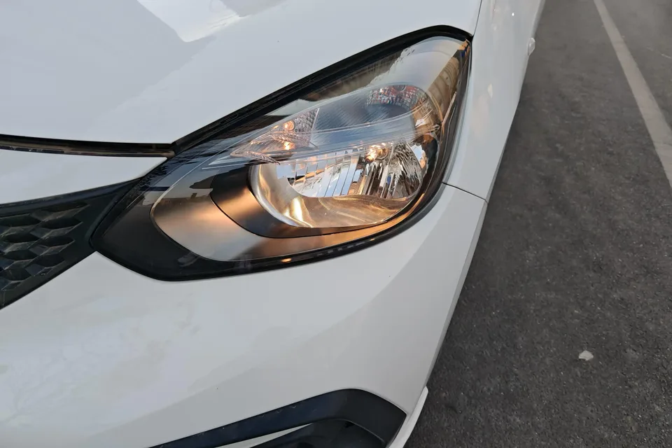 Honda FIT 1.5L CVT Trendy Sunroof Edition 2023 — миниатюра 5
