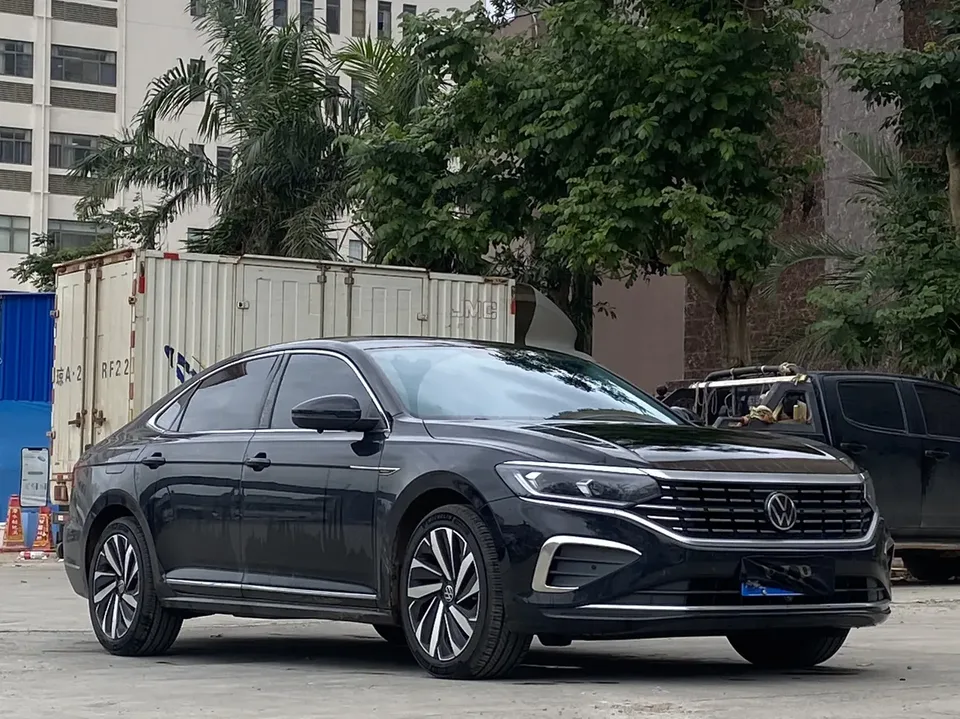 Volkswagen Passat Passat 2024 380TSI Star Elite Edition 2024 — миниатюра 3