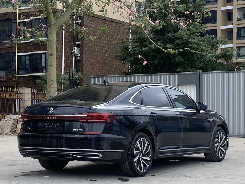 Volkswagen Passat Passat 2024 380TSI Star Elite Edition 2024 — миниатюра 5