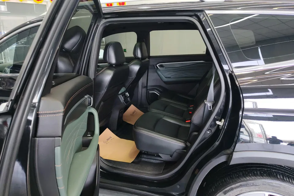 Geely Haoyue L Haoyue L 2024 2.0TD DCT premium model 2024 — миниатюра 4
