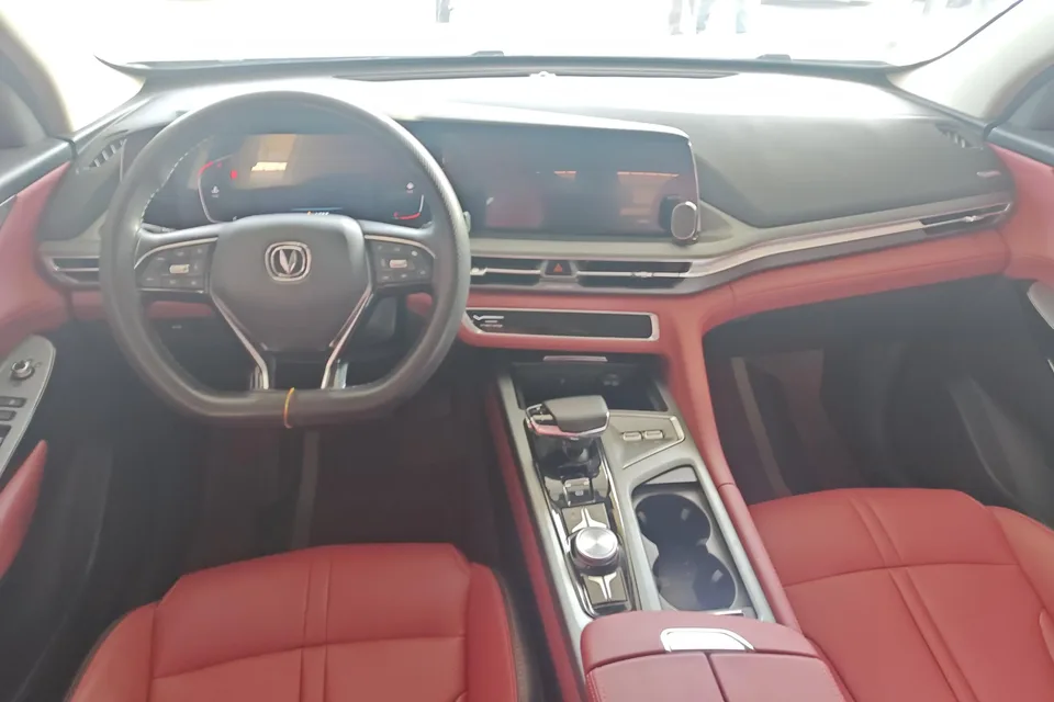 Changan CS75PLUS Changan CS75 PLUS 2022 1.5T Automatic Premium Edition 2022 — миниатюра 3