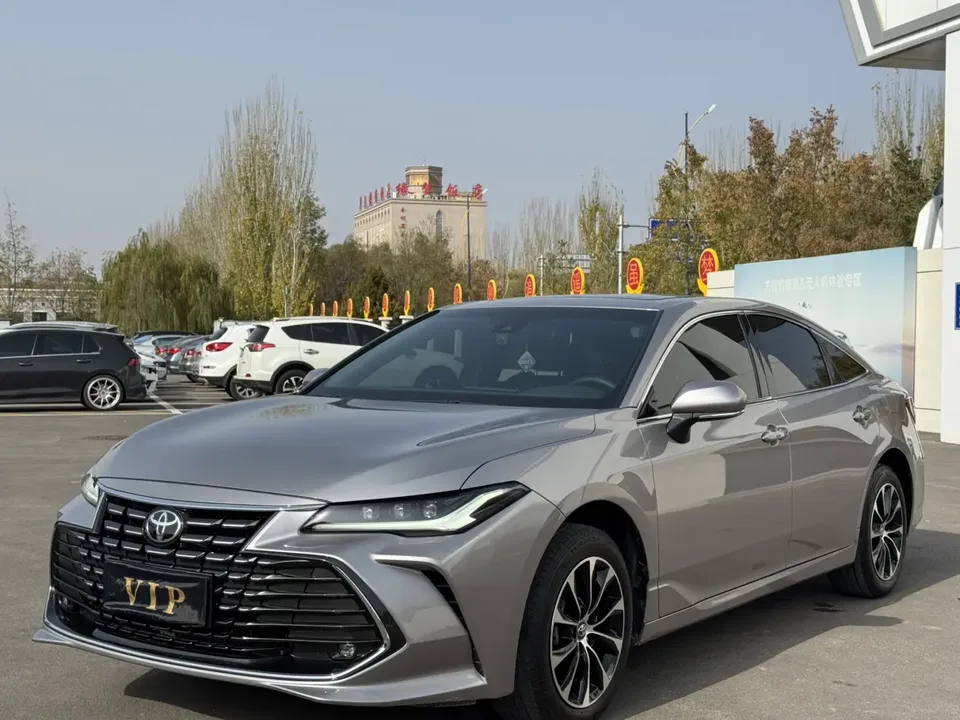 Toyota Avalon 2023