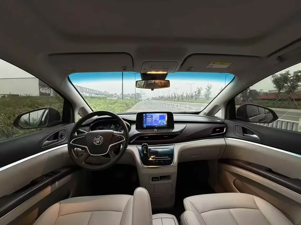 Buick GL8 Buick GL8 2022 Land Business Class 652T Comfort Edition 2022 — миниатюра 5