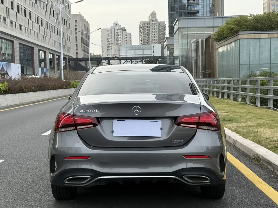 Mercedes-Benz Mercedes Benz A Class A 200 L Sports Sedan Fashion Edition 2022 — миниатюра 2