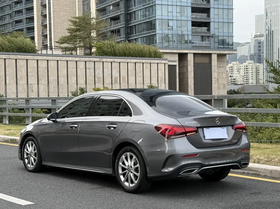 Mercedes-Benz Mercedes Benz A Class A 200 L Sports Sedan Fashion Edition 2022 — миниатюра 4